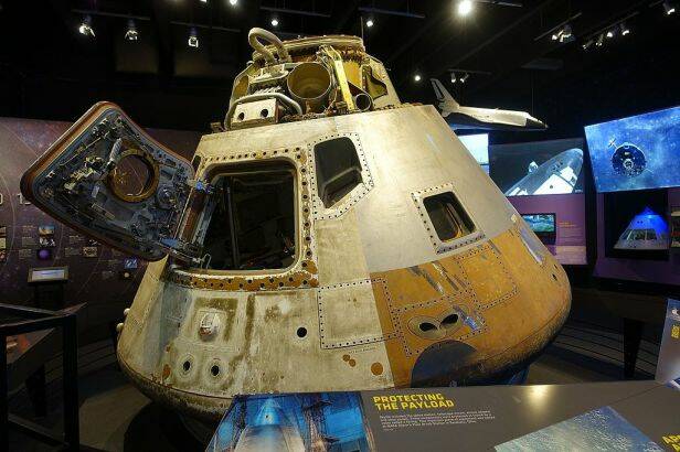 The Skylab 3 Command Module on display at the Great Lakes Science Center, the Visitors Center of the NASA Glenn Research Center in Cleveland, Ohio