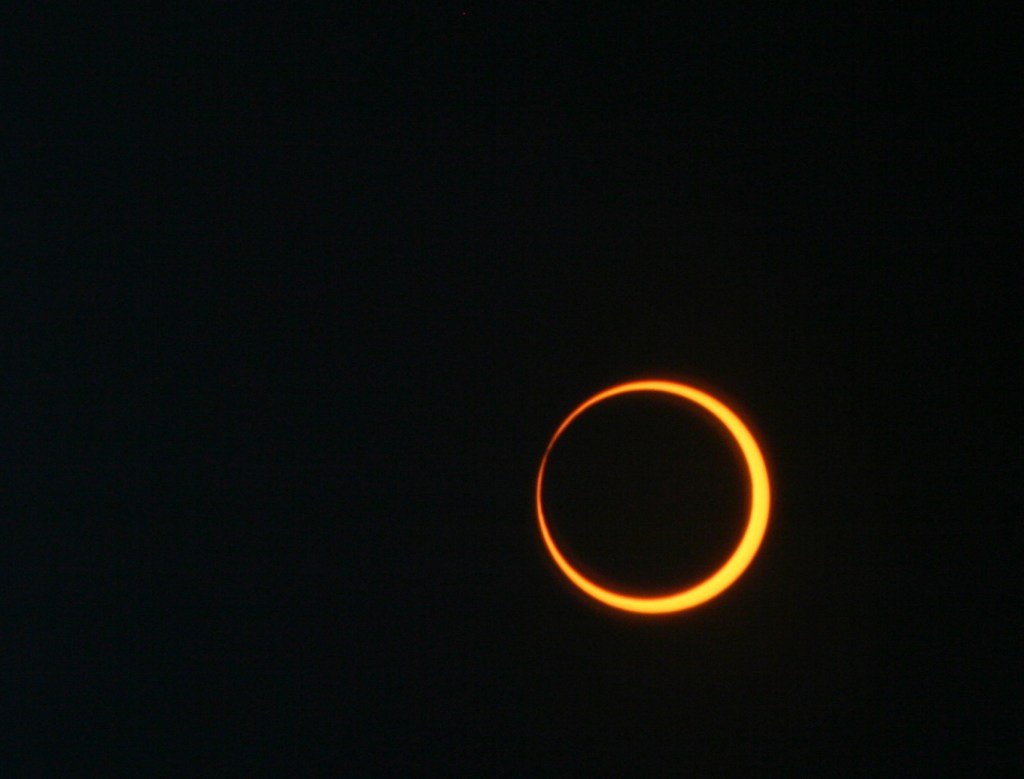 NASA Highlights Media Opportunities for Upcoming Ring of Fire Eclipse