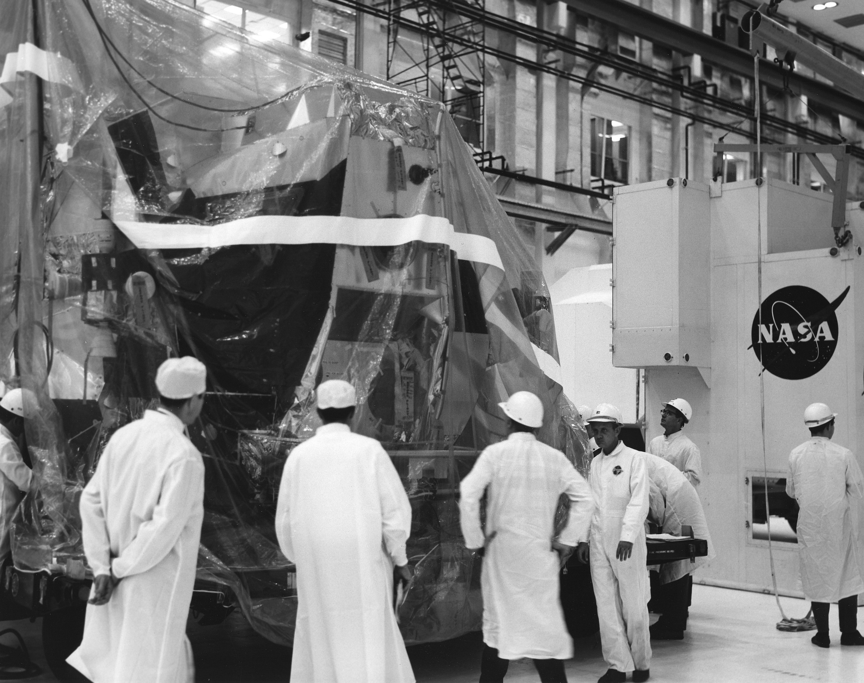 MSOB workers unwrap the Apollo 10 LM ascent stage