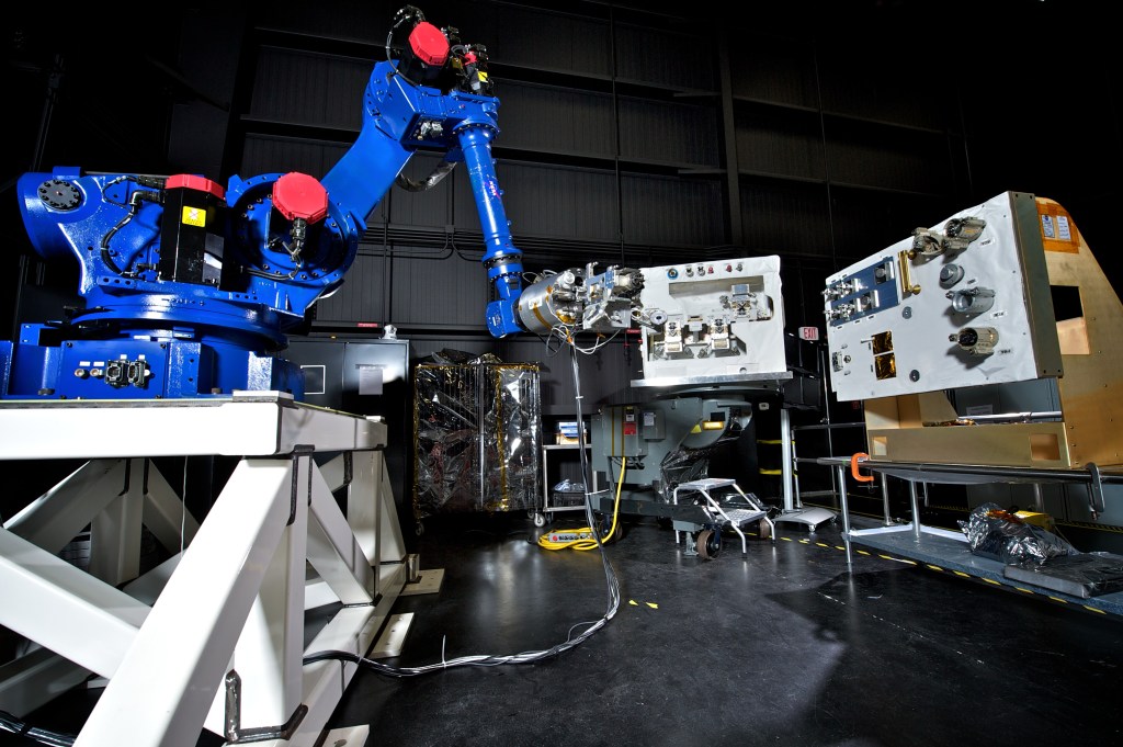 The complementary Servicing Technology Center supports the Robotic Refueling Mission as well as other space station experiments.
