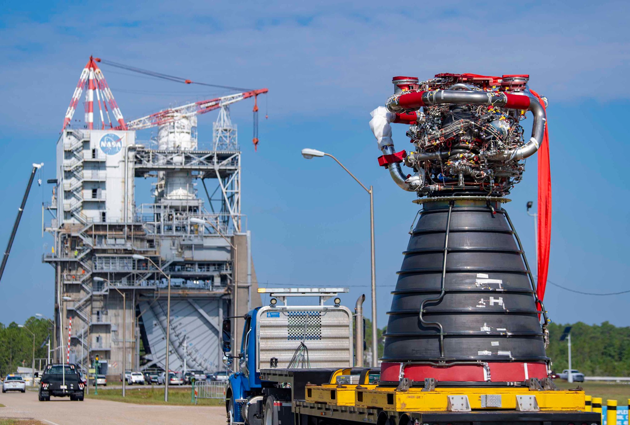 RS-25 developmental engine E0525 arrives at the Fred Haise Test Stand at NASA’s Stennis Space Center