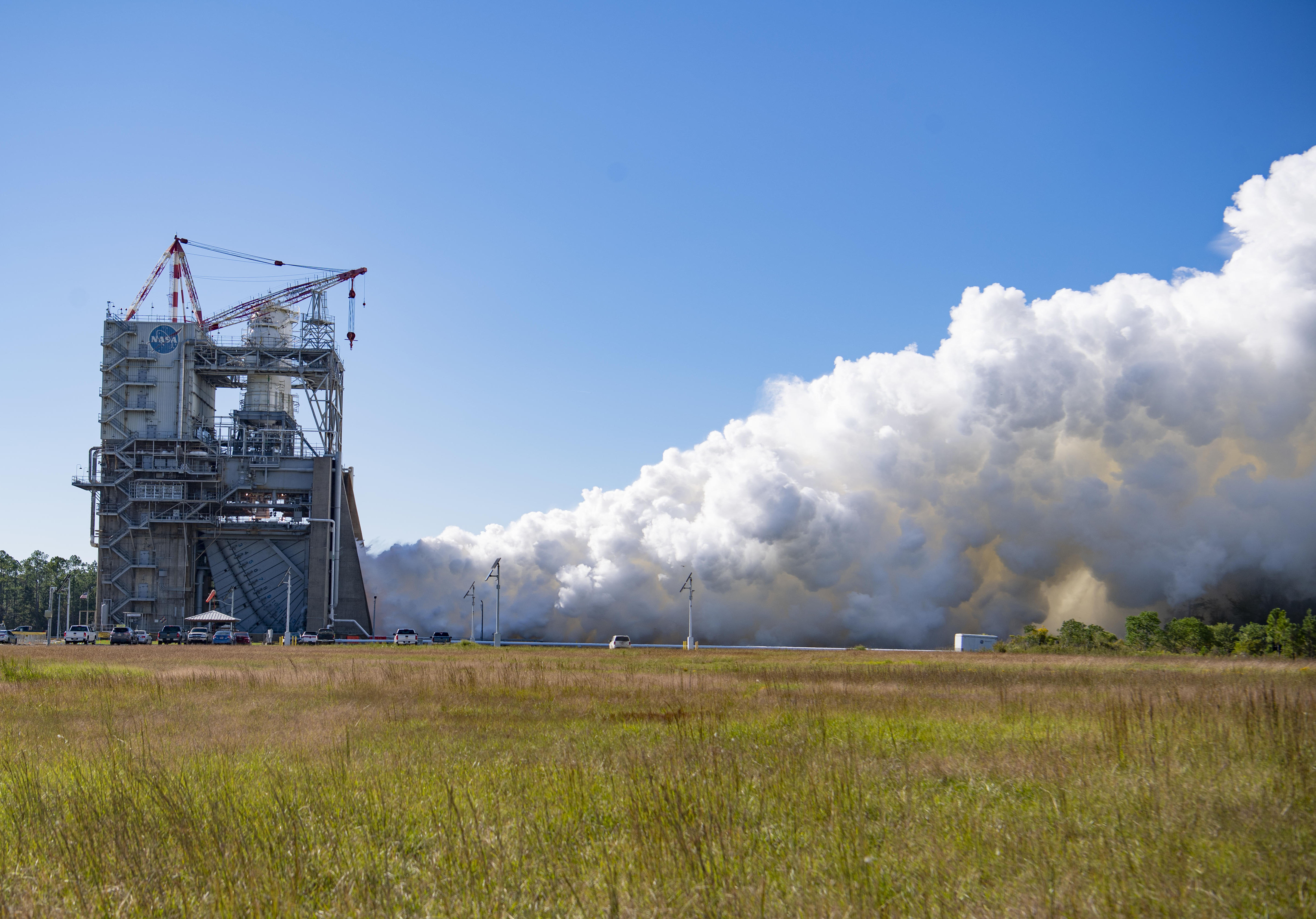 NASA Conducts 1st Hot Fire of New RS-25 Certification Test Series