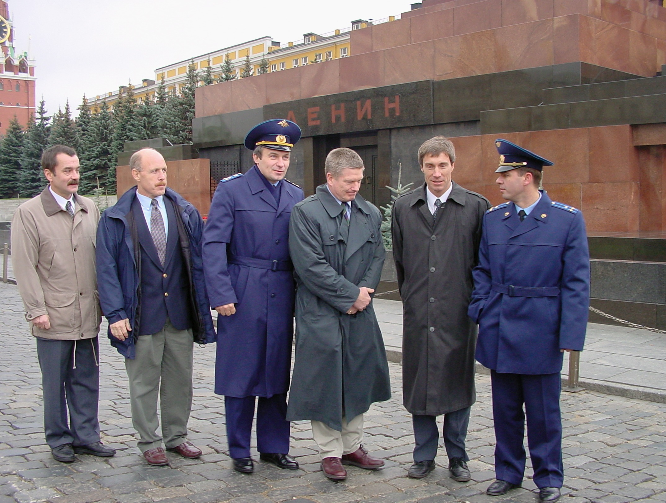 Expedition 1 prime and backup crew members in Moscow. From left, cosmonaut Mikhail Turin, astronaut Kenneth D. Bowersox, cosmonaut Vladimir Dezhurov, astronaut William M. (Bill) Shepherd and cosmonauts Sergei Krikalev and Yuri P. Gidzenko. Shepherd is Expedition 1 prime crew commander; Gidzenko, prime crew Soyuz commander; and Krikalev, the prime crew's flight engineer. Bowersox, Turin and Dezhurov are backups.