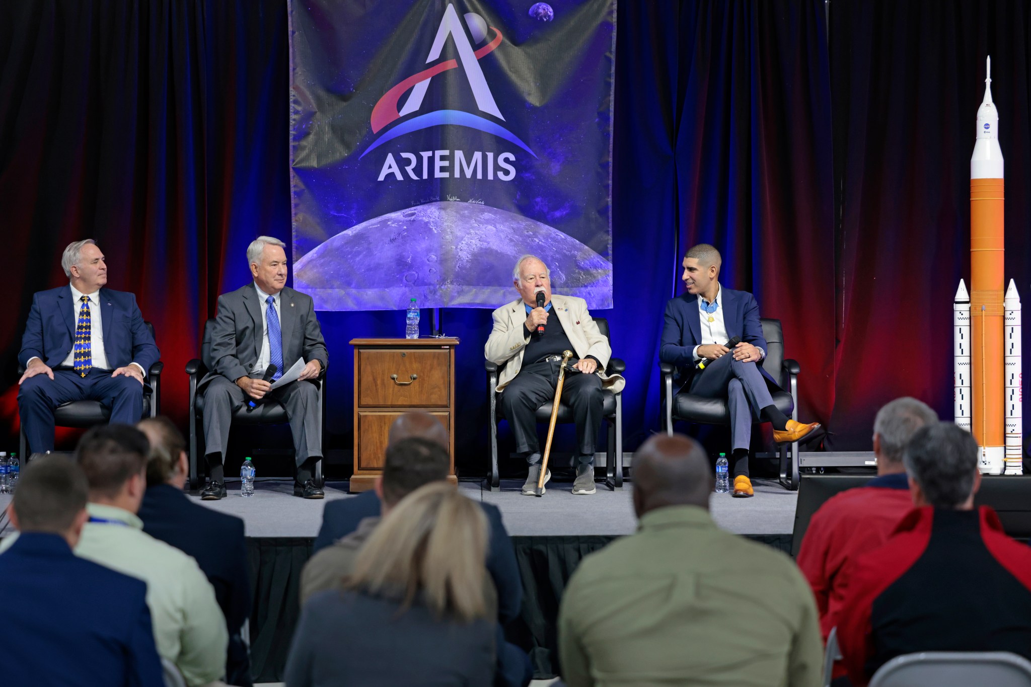 From left, NASA’s Michoud Assembly Facility Director Lonnie Dutreix, Maj. Gen. David Mize (Ret.), Col. Harvey C. “Barney” Barnum Jr. (Ret.), and Capt. Florent A. “Flo” Groberg (Ret.) participate in a panel discussion during a Valor Outreach event for veterans Nov. 1.