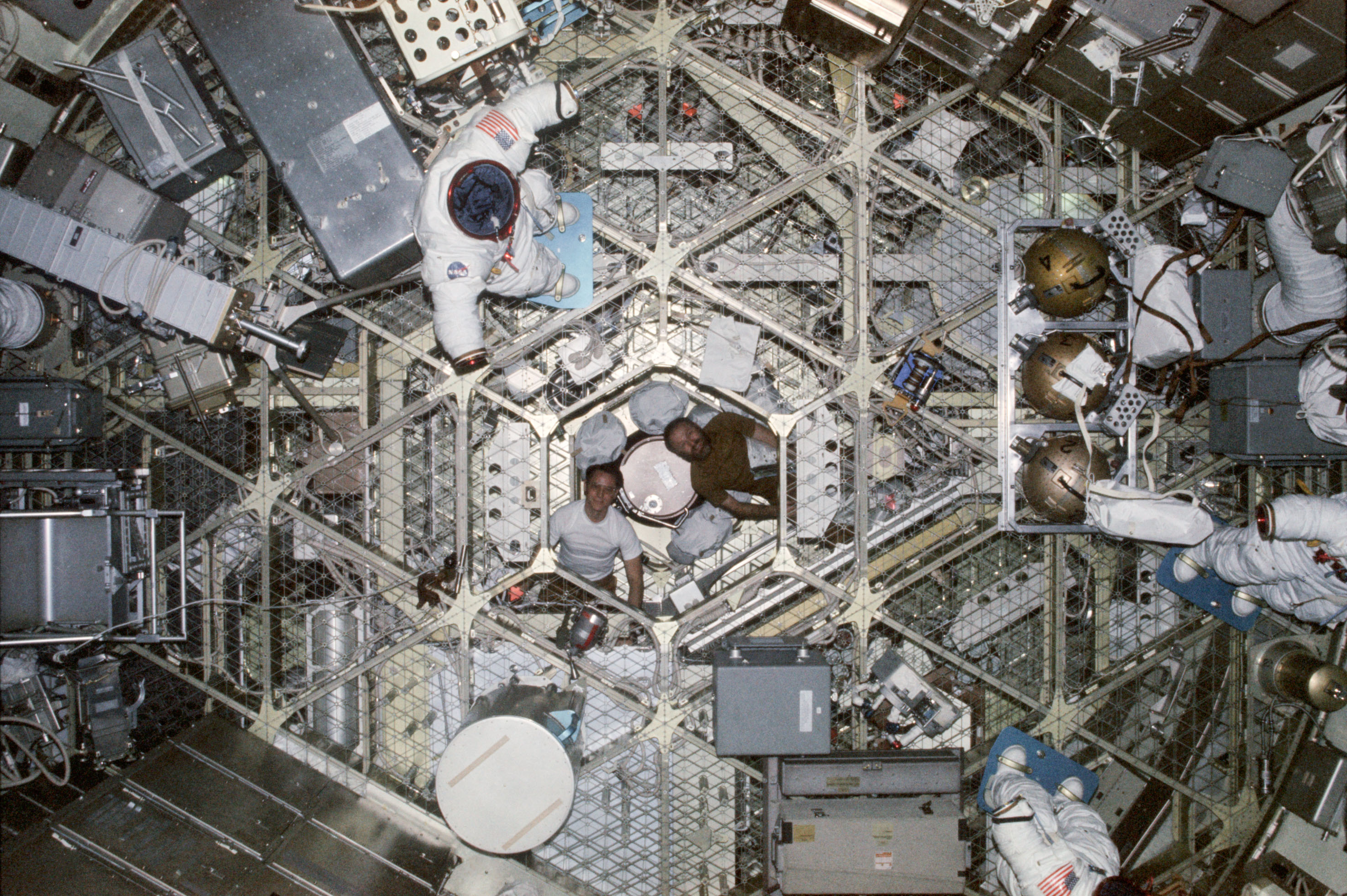 Overall view showing the large volume of the Skylab Orbital Workshop