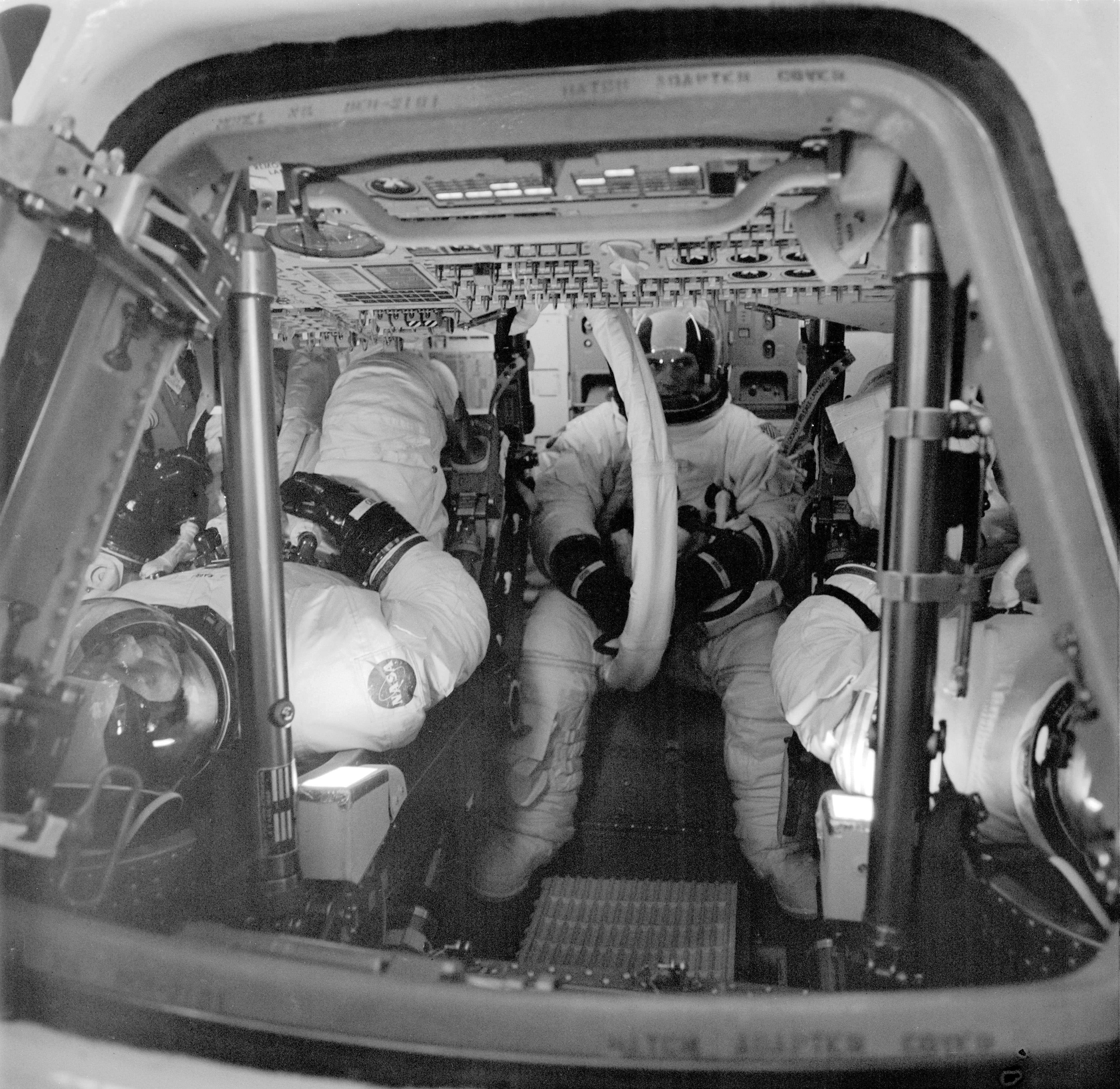 Breaking News Picture of Skylab 4 astronauts conduct an altitude test aboard their CM within the MSOB