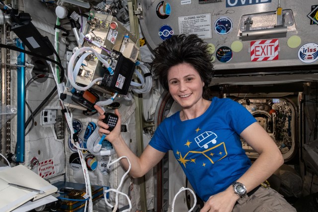 ESA (European Space Agency) astronaut and Expedition 67 Flight Engineer Samantha Cristoforetti calls down to students from Italy on the International Space Station's HAM radio and discusses what it is like to live and work in space.