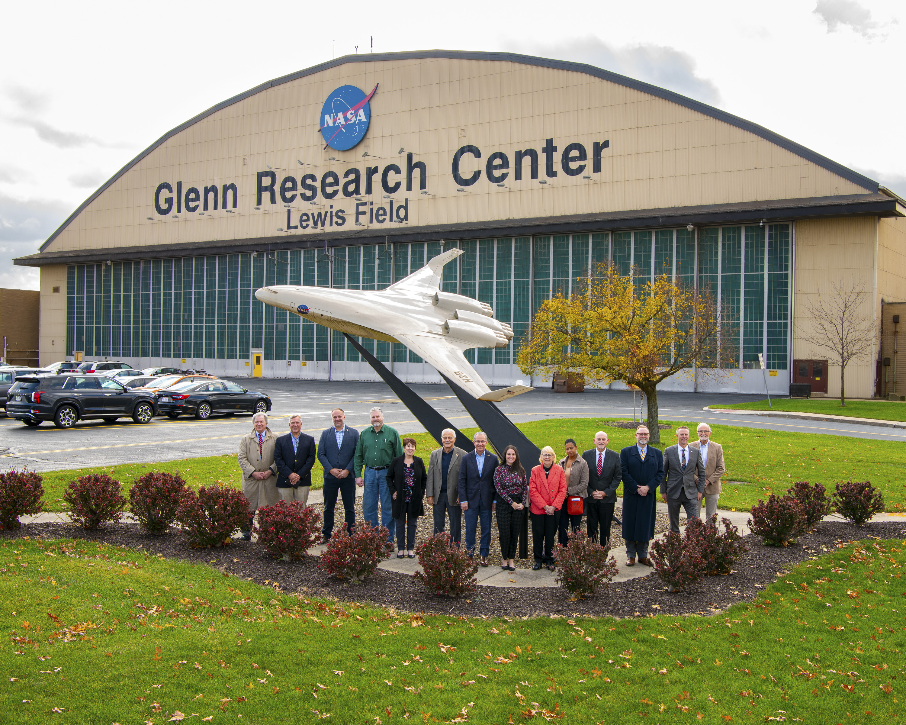 Local Mayors, City Managers Visit NASA Center