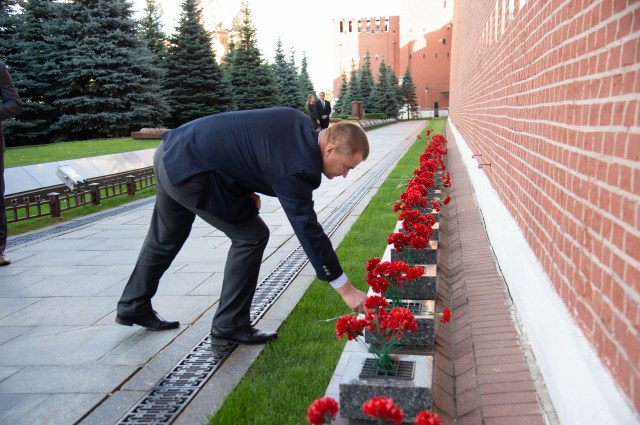 At Red Square in Moscow, Expedition 57 crew member Alexey Ovchinin of Roscosmos lays flowers at the Kremlin Wall where Russian space icons are interred Sept. 17 as part of traditional ceremonies. Ovchinin and Nick Hague of NASA will launch Oct. 11 from the Baikonur Cosmodrome in Kazakhstan on the Soyuz MS-10 spacecraft for a six-month mission on the International Space Station.