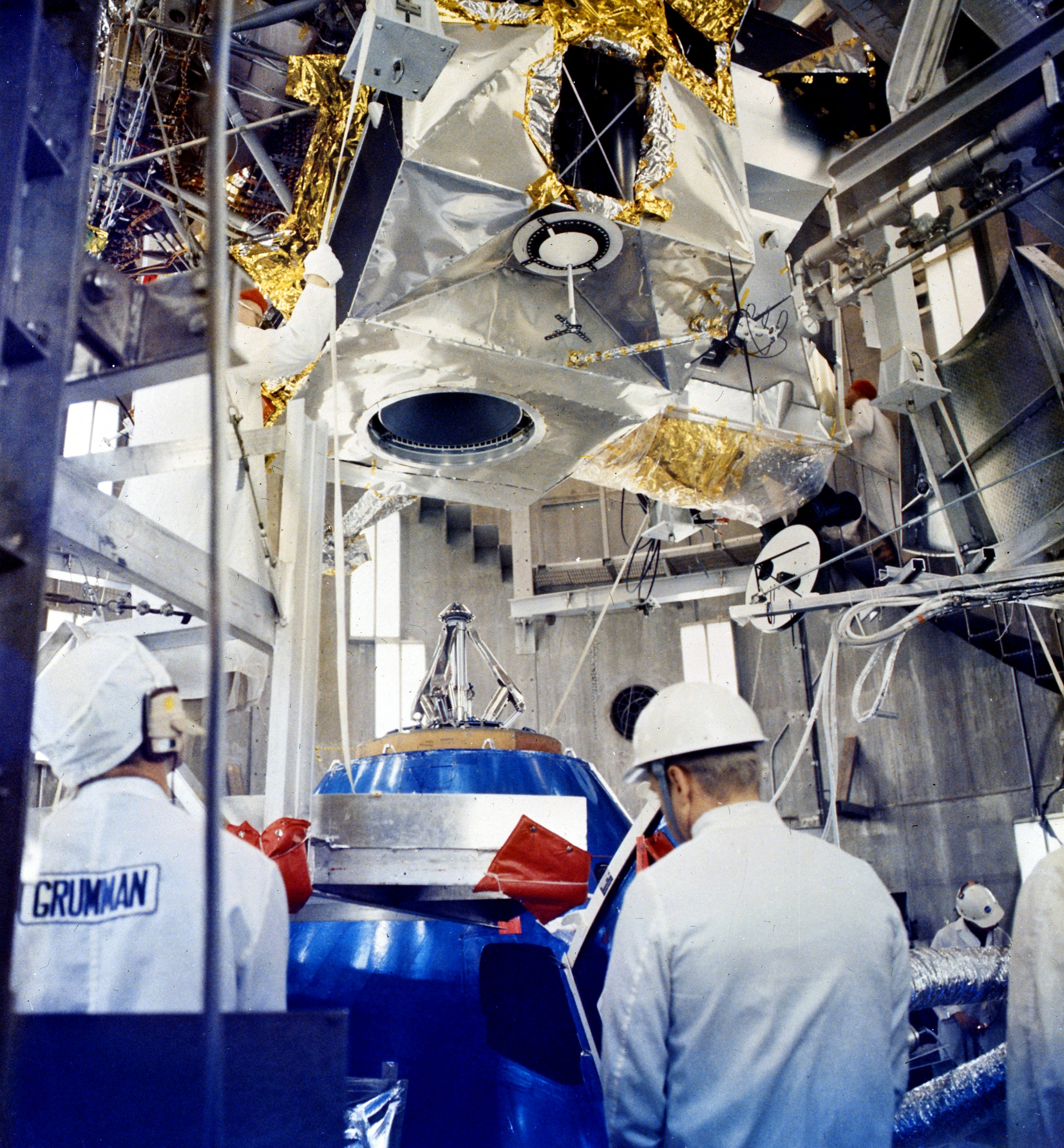 Engineers in the MSOB conduct a docking test between the LM and the Command Module (CM) docking test