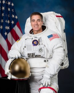 Official NASA portrait of astronaut Chris Cassidy.