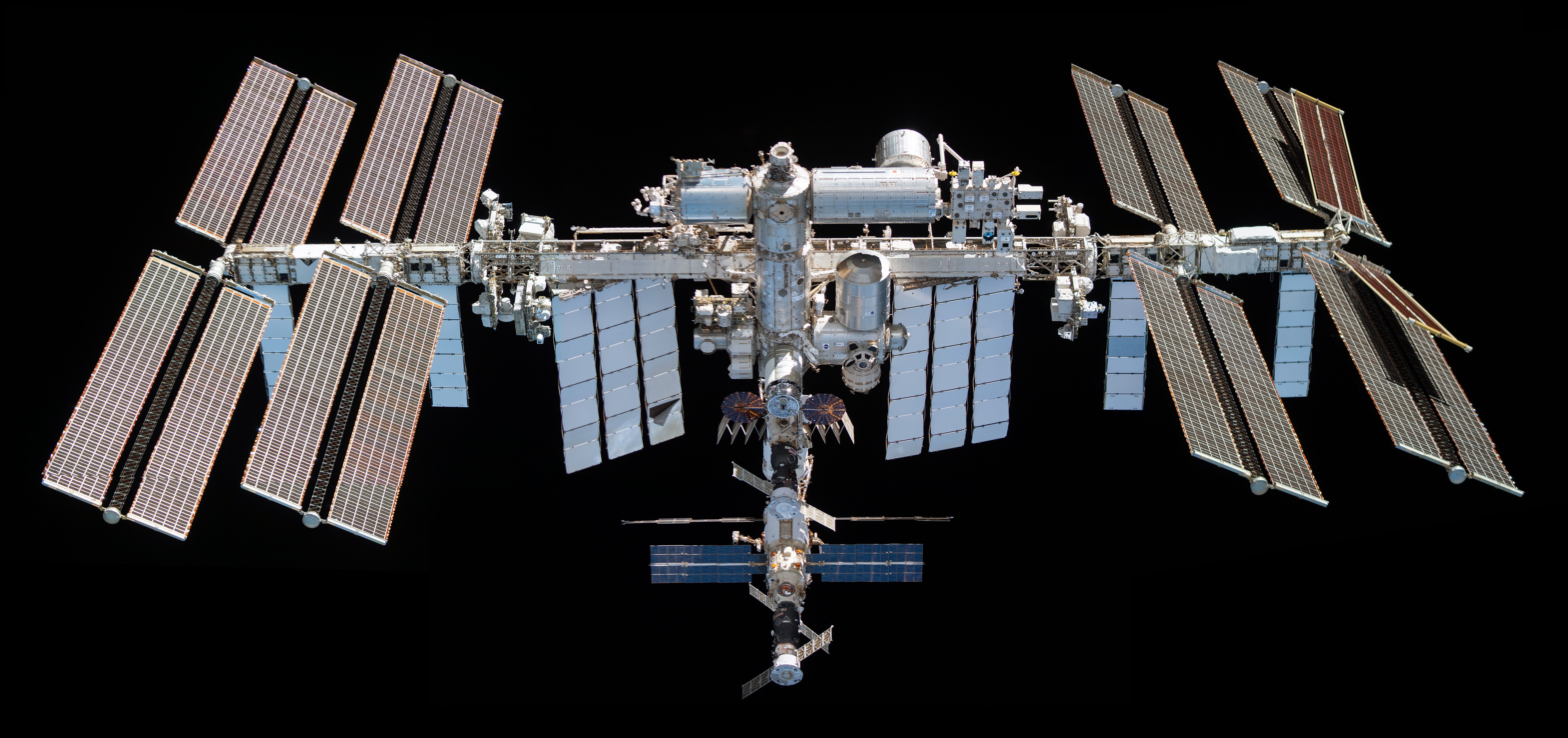 La Stazione Spaziale Internazionale come appariva nel 2021