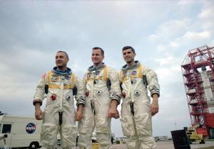 Apollo 1 Crew (l-r): Virgil I. Grissom, Edward H. White, Roger B. Chaffee