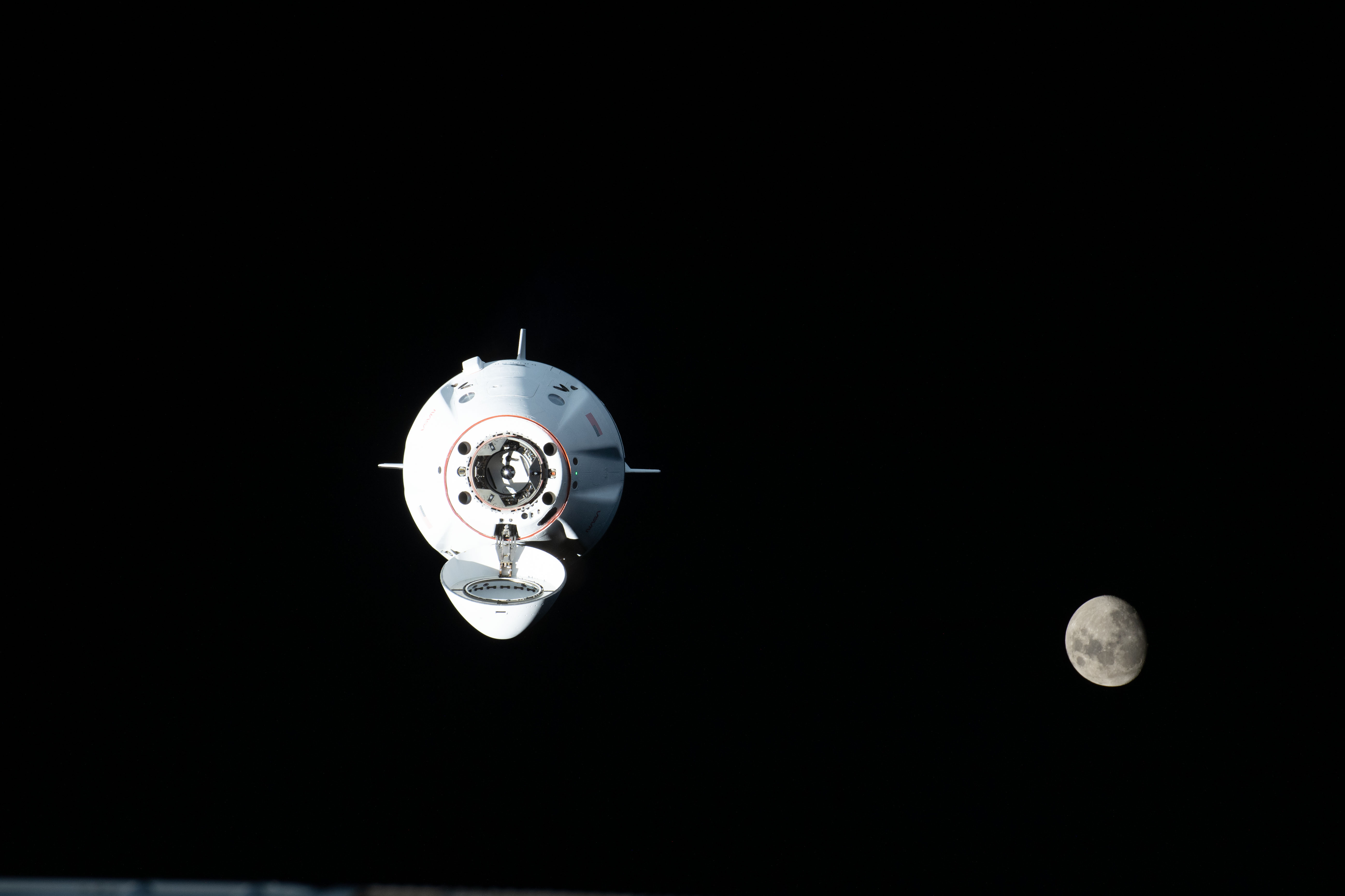 iss068e014262 (Oct. 6, 2022) --- The SpaceX Dragon Endurance crew ship, carrying four Crew-5 members, approaches the International Space Station wi...