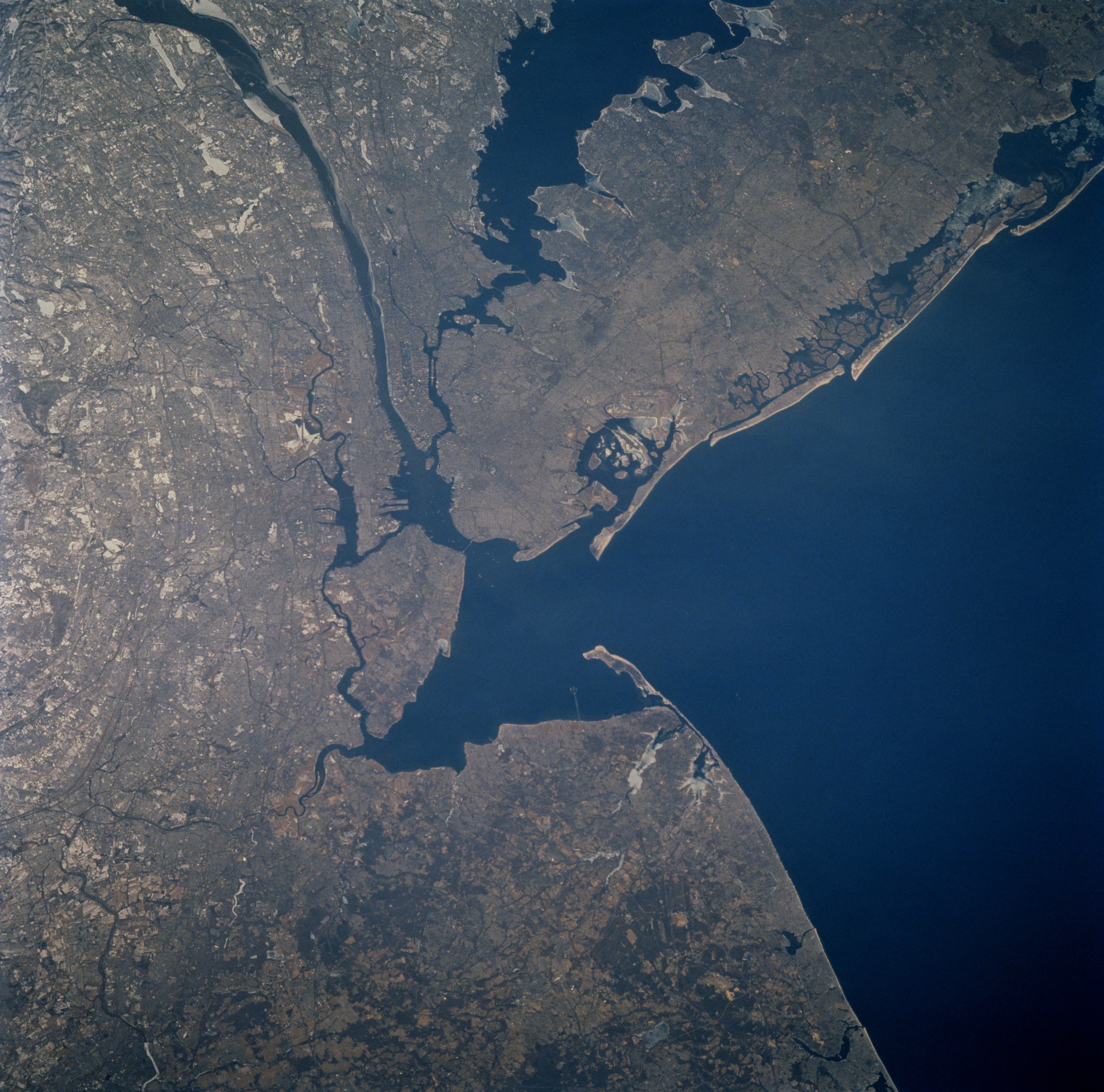 STS-60 Earth observation photographs of North American city New York City