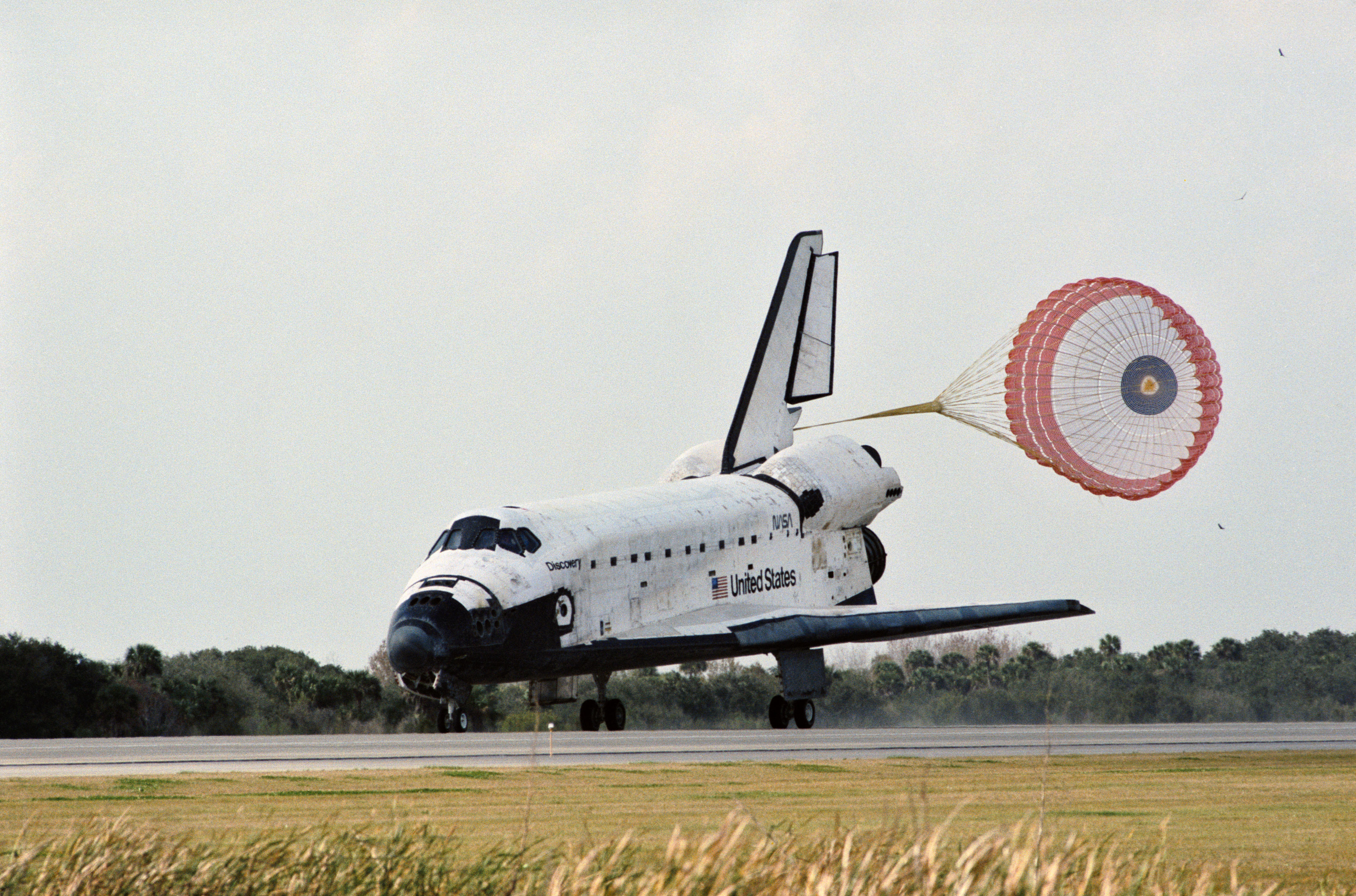 Bolden makes a perfect touchdown at NASA’s Kennedy Space Center in Florida to conclude STS-60