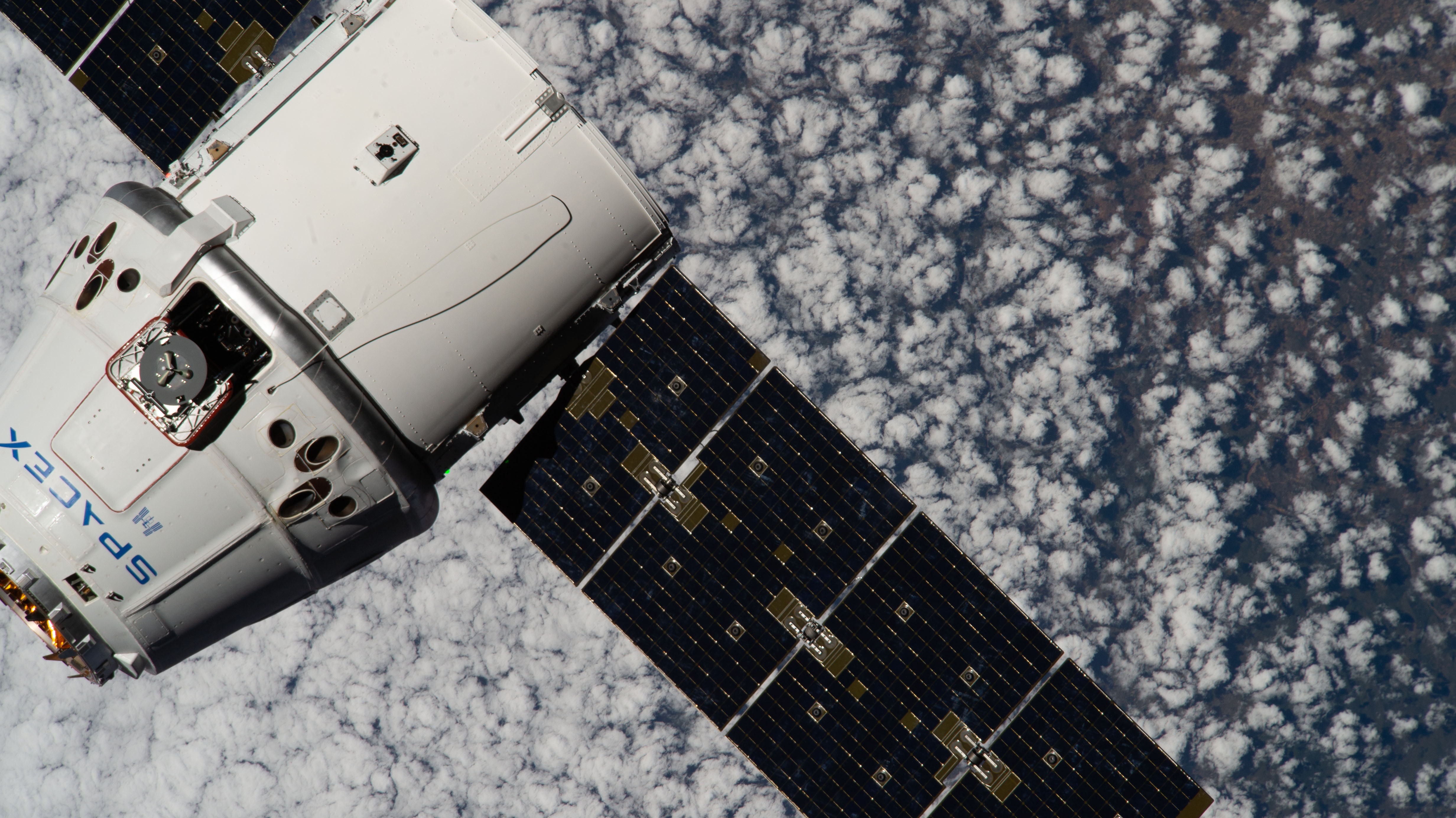 The SpaceX Dragon cargo craft approaches the International Space Station 257 miles above the southeastern portion of Africa. Astronaut David Saint-Jacques would command the Canadarm2 robotic arm to capture Dragon as astronaut Nick Hague backed him up and monitored systems.