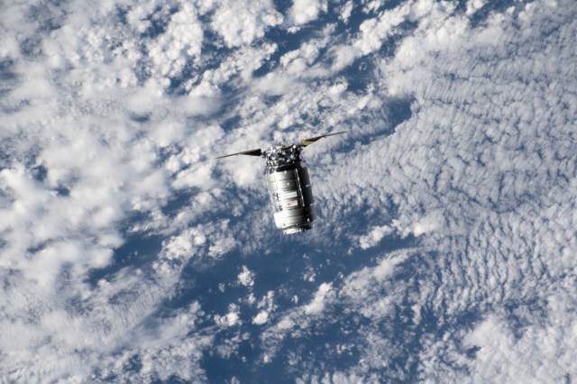 iss062e023978 (Feb. 18, 2020) --- Northrop Grumman's Cygnus cargo craft approaches the International Space Station delivering about 7,500 pounds of research and supplies to the Expedition 62 crew. NASA astronaut Andrew Morgan would command the Canadarm2 robotic arm to reach out and capture Cygnus after a two-and-half-day trip that began with a launch from NASA's Wallops Flight Facility in Virginia.