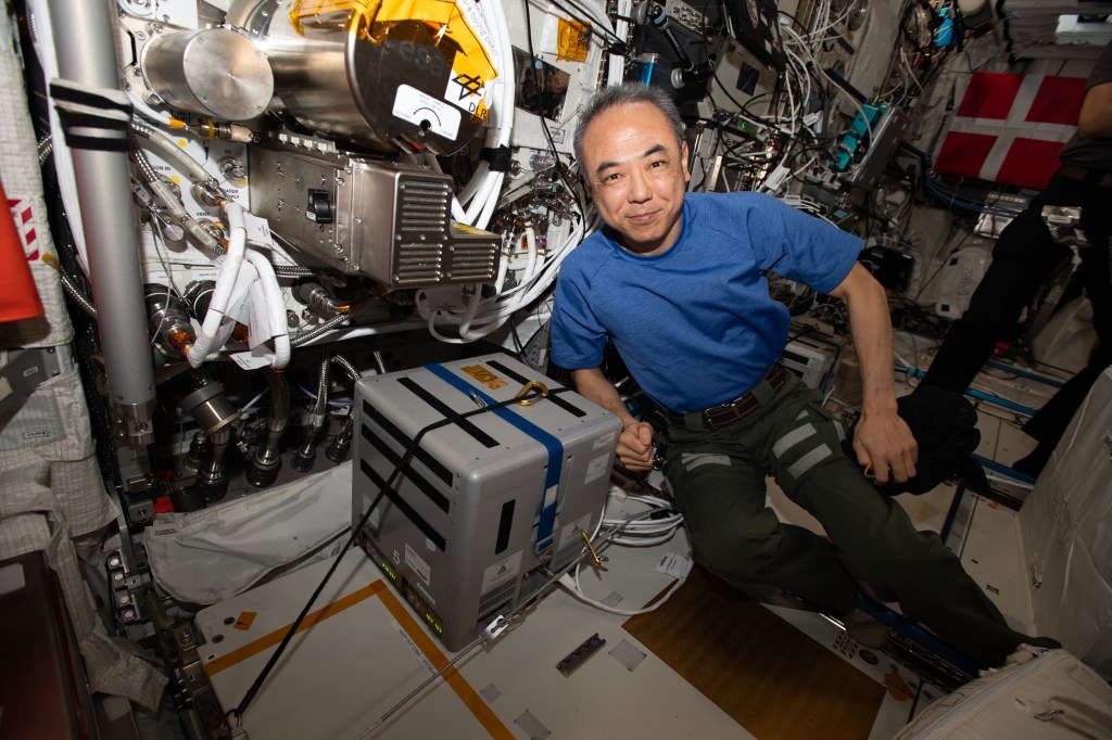 JAXA (Japan Aerospace Exploration Agency) astronaut and Expedition 70 Flight Engineer Satoshi Furukawa processes cell samples inside a Kubik incubator for the Immune Cell Activation biotechnology experiment. The study is investigating ways to develop novel therapeutic tools to target central nervous system diseases and cutaneous cancers such as melanoma.