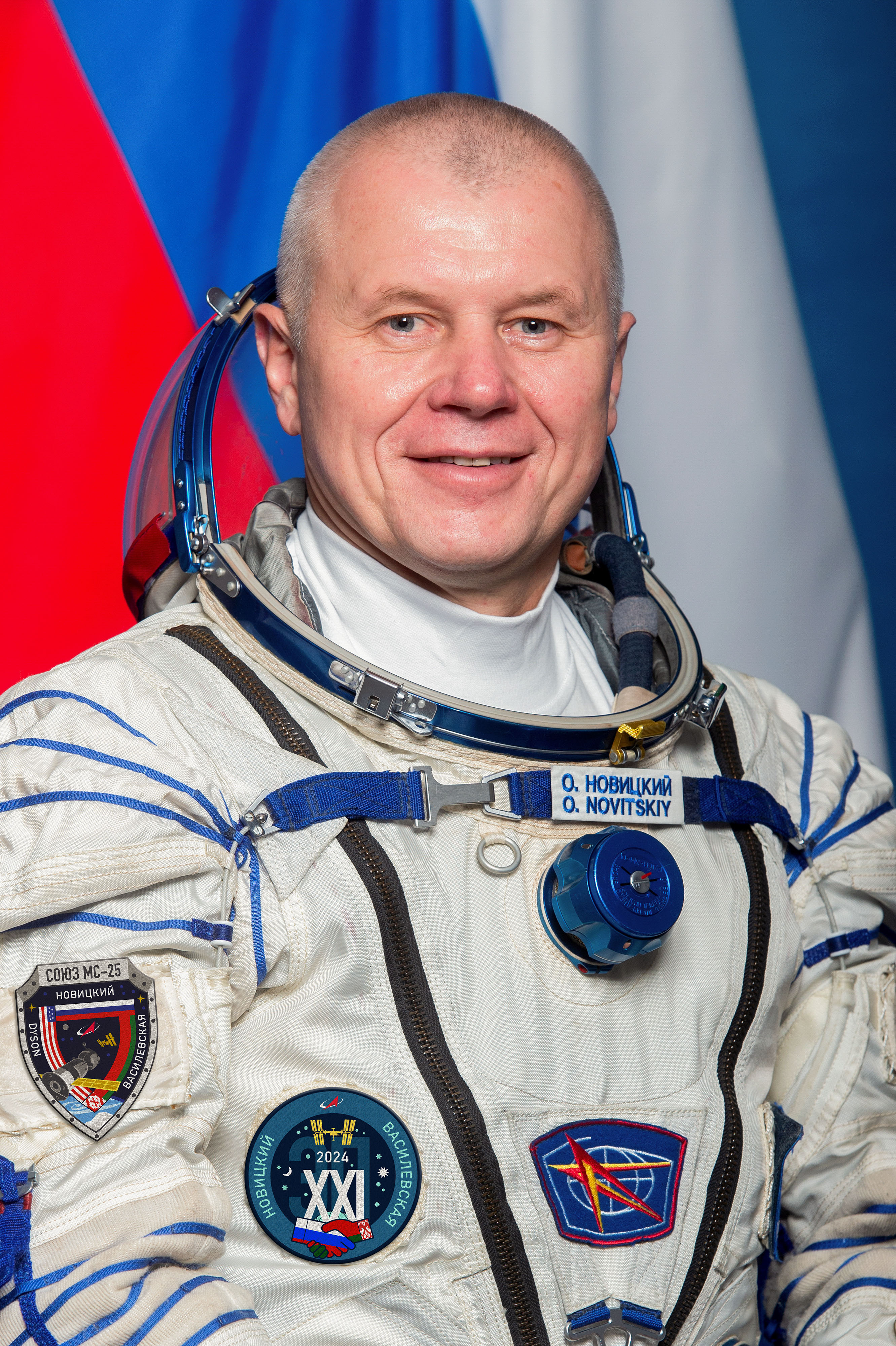 Roscosmos cosmonaut and Soyuz MS-25 Commander Oleg Novitskiy poses for a crew portrait at the Gagarin Cosmonaut Training Center.