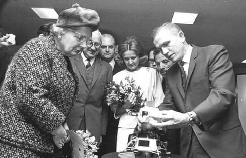 In Den Haag, The Netherlands, Apollo 8 astronaut Borman, right, describes the Lunar Module to Queen Juliana