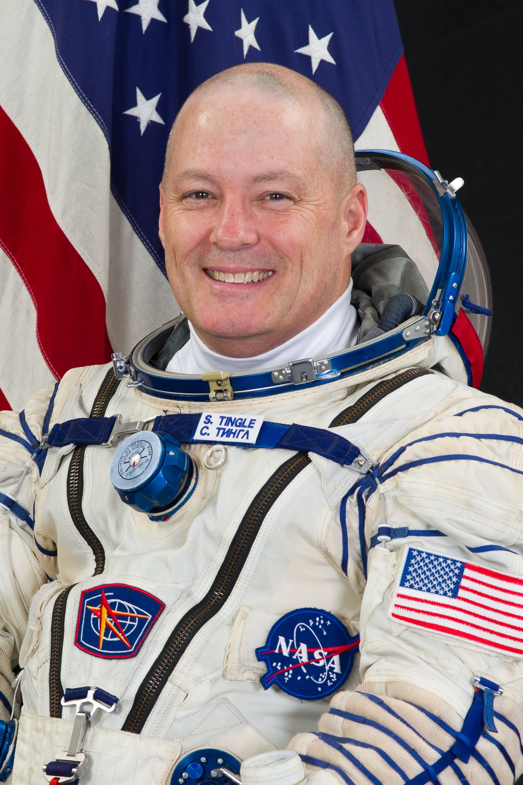 jsc2017e108570 (April 7, 2017) --- Portrait of NASA astronaut and Expedition 54-55 Flight Engineer Scott Tingle attired in his Sokol launch and entry suit at the Gagarin Cosmonaut Training Center in Star City, Russia.