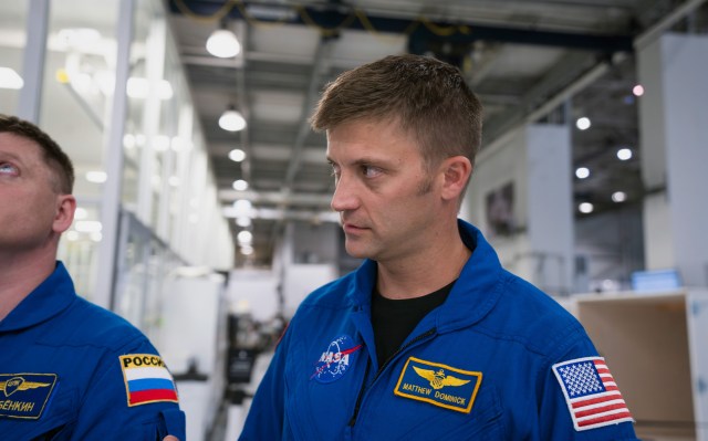 NASA astronaut and SpaceX Crew-8 Commander Matthew Dominick participates in preflight mission training at SpaceX headquarters in Hawthorne, California.