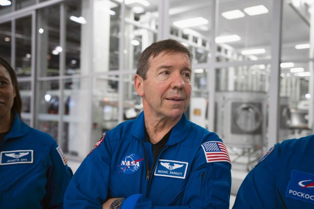 NASA astronaut and SpaceX Crew-8 Pilot Michael Barratt participates in preflight mission training at SpaceX headquarters in Hawthorne, California.