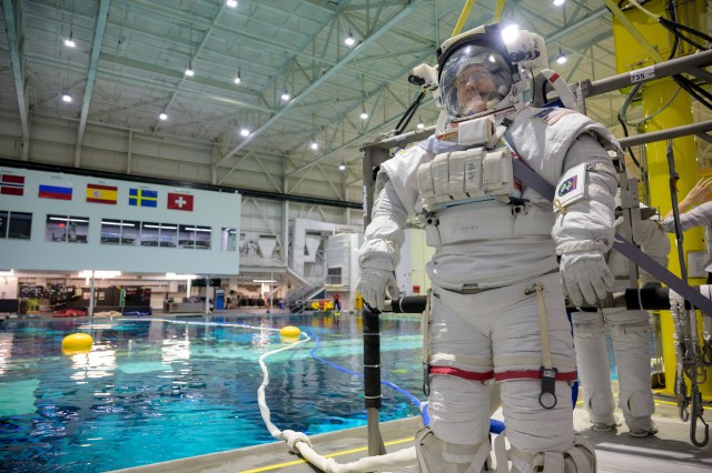 NASA astronaut and SpaceX Crew-8 Pilot Mike Barratt prepares for a spacewalk training session at the Neutral Buoyancy Laboratory near NASA's Johnson Space Center in Houston, Texas.