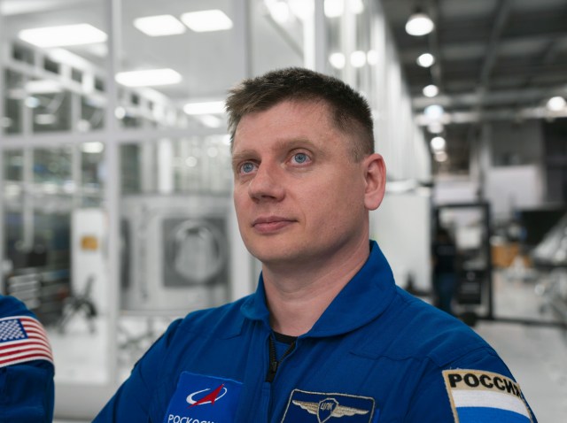 Roscosmos cosmonaut and SpaceX Crew-8 Mission Specialist Alexander Grebenkin participates in preflight mission training at SpaceX headquarters in Hawthorne, California.