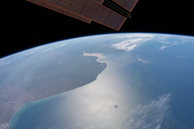 iss062e105694 (March 23, 2020) --- The Rio de la Plata in South America separates the nations of Argentina and Uruguay and was pictured as the International Space Station orbited above the Atlantic Ocean