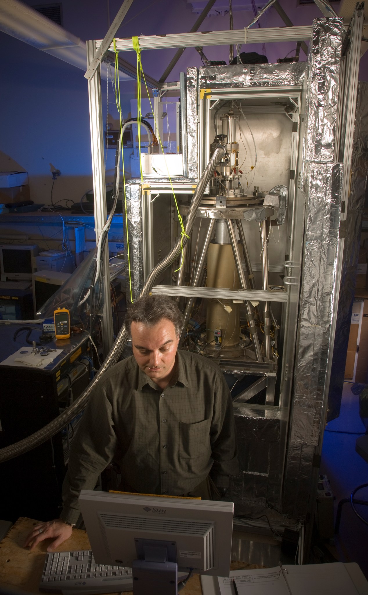 Jeff Van Cleve in the Precision Photometry Lab at Ames