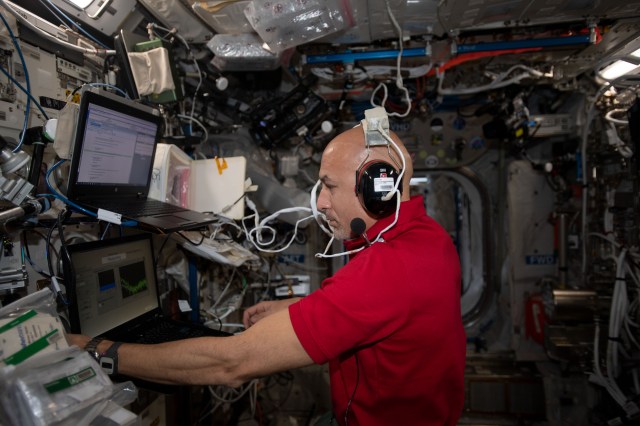 iss060e033640 (Aug. 12, 2019) --- European Space Agency (ESA) astronaut Luca Parmitano participates in a hearing test aboard the International Space Station (ISS). The Acoustic Upgraded Diagnostics In-Orbit (Acoustic Diagnostics) investigation tests the hearing of ISS crew members before, during, and after flight. This study assesses the possible adverse effects of noise and the microgravity environment aboard the ISS on human hearing.
