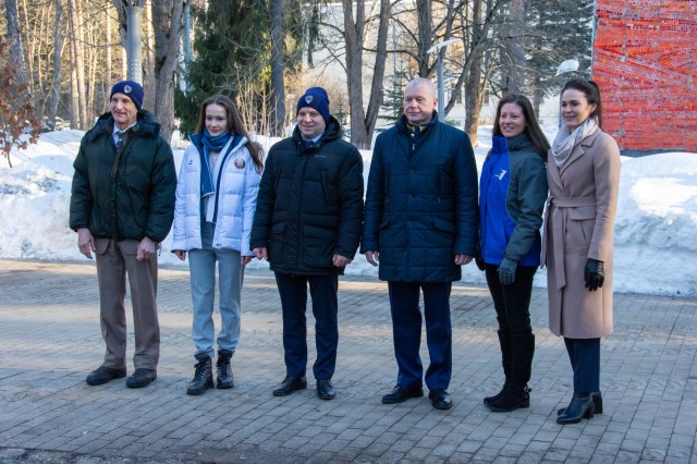 Soyuz MS-25 backup and prime crew members are pictured before departing the Gagarin Cosmonaut Training Center in Star City, Russia, for the Baikonur Cosmodrome in Kazakhstan. From left are, backup crew members NASA astronaut Don Pettit, Roscosmos cosmonaut Ivan Vagner, and Belarus spaceflight participant Anastasia Lenkova, and prime crew members Roscosmos cosmonaut Oleg Novitskiy, Tracy Dyson, and Belarus spaceflight participant Marina Vasilevskaya.
