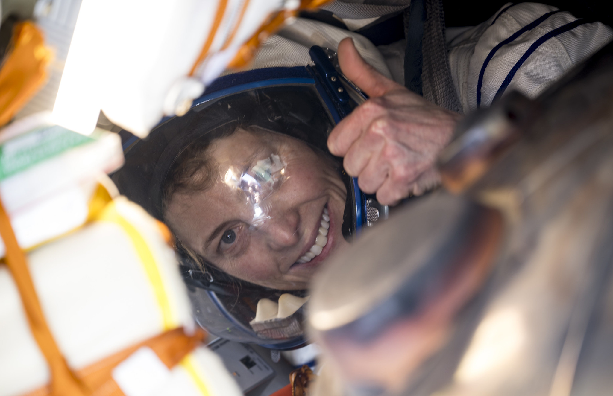 L’astronaute de la NASA Loral O’Hara et ses coéquipiers reviennent de la Station spatiale