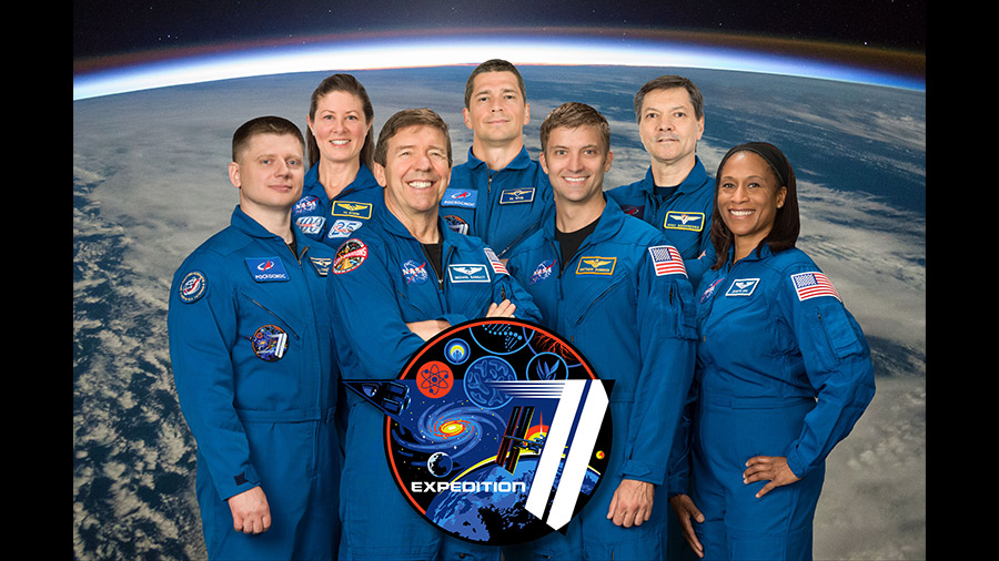 The official Expedition 71 crew portrait with (bottom row from left) Roscosmos cosmonaut Alexander Grebenkin and NASA astronauts Mike Barratt, Matthew Dominick, and Jeanette Epps. In the back row (from left) are, NASA astronaut Tracy C. Dyson and Roscosmos cosmonauts Nikolai Chub and Oleg Kononenko. Cosmonauts and astronauts of Expedition 71