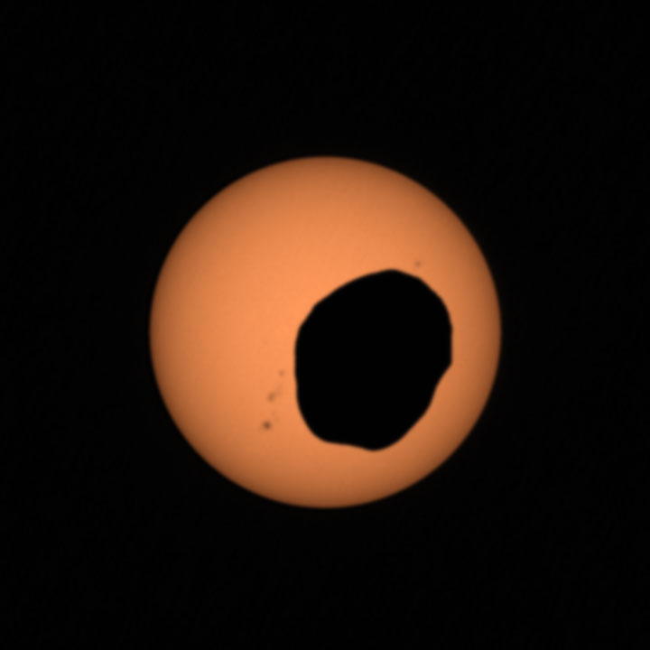 Perseverance image of a Phobos annular eclipse in April 2022