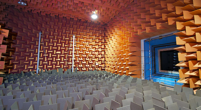 Anechoic room configured for transmission loss testing