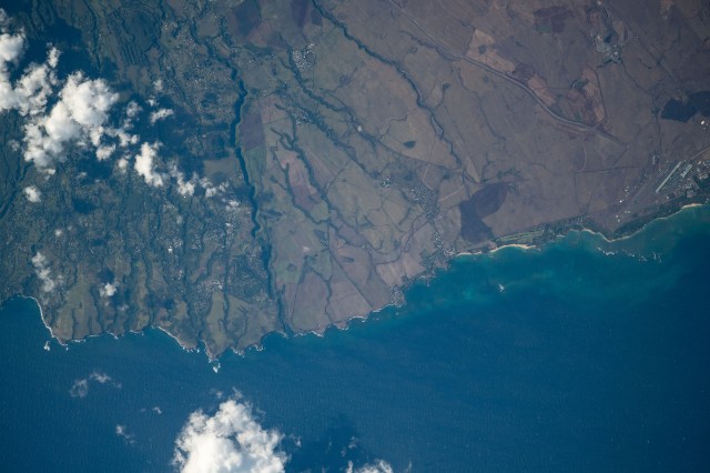 iss060e058583 (Sept. 8, 2019) --- The north coast of Maui on the Hawaiian island chain, including the city of Kahului and its airport, is pictured as the International Space Station orbited 261 miles above the Pacific Ocean.