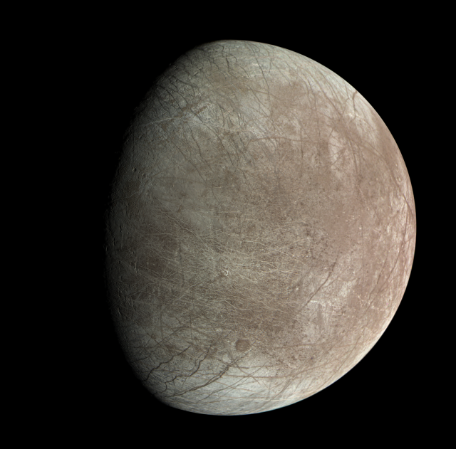 2022年9月29日，木星的卫星欧罗巴在美国宇航局“朱诺”号宇宙飞船的近距离飞越中被朱诺相机（JunoCam）仪器捕获。这些图像显示了横跨月球表面的断裂、隆起和带状物。