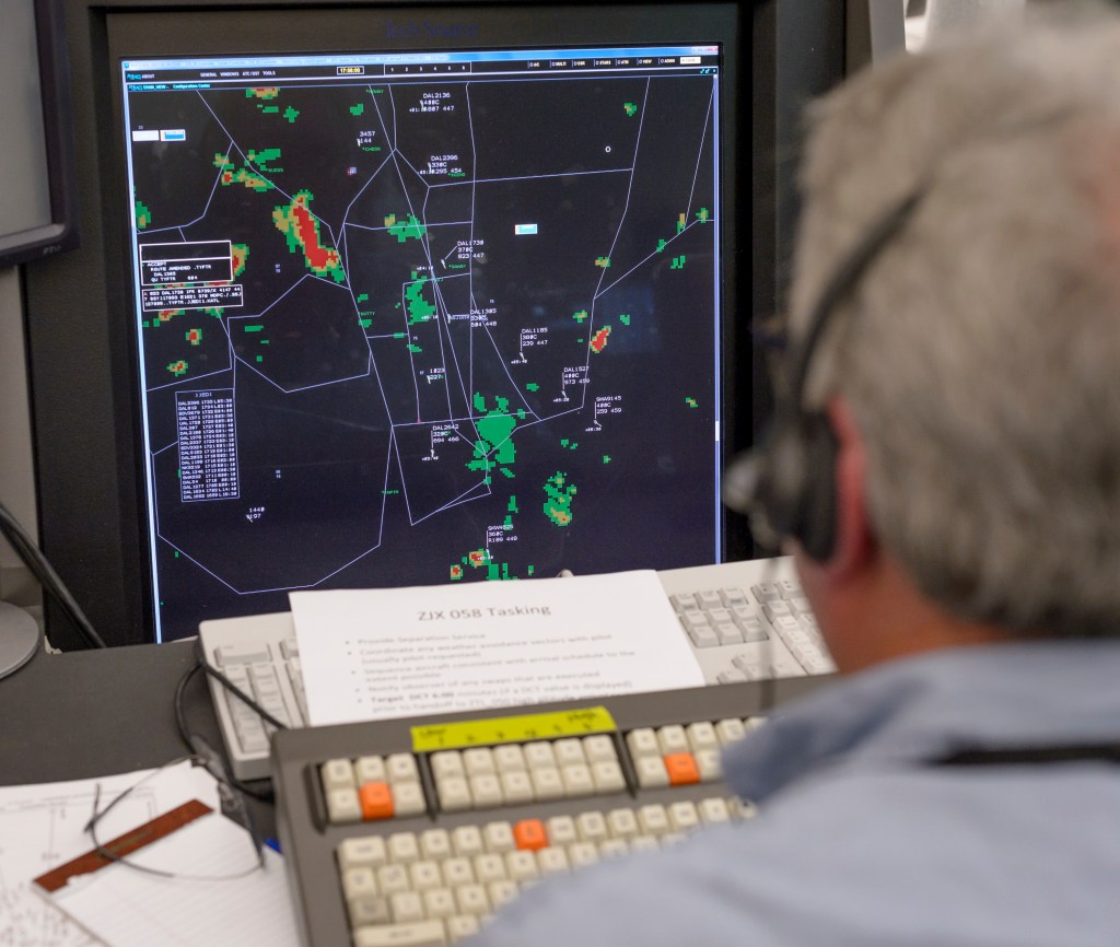 Operator station showing DRAW tools during the fourth human-in-the-loop simulation.