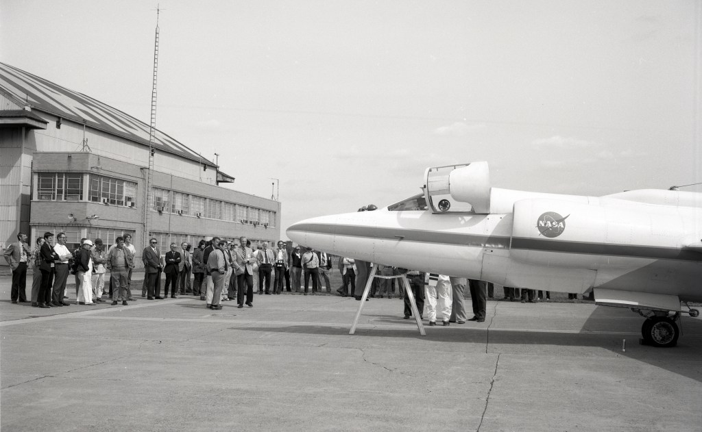 Aircraft on tarmac.