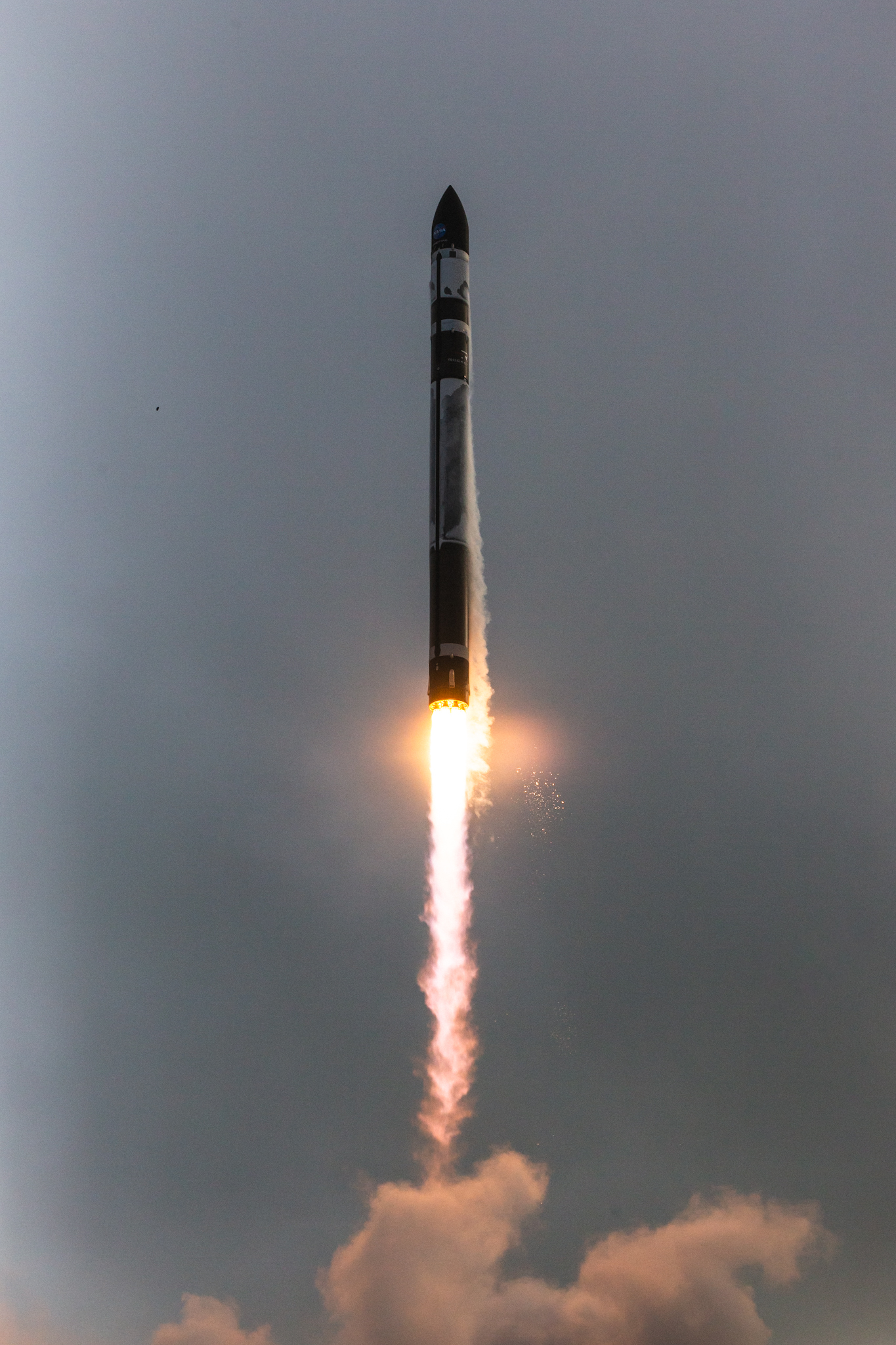 NASA、地球の極を研究する2機目の小型気候衛星を打ち上げ(NASA Launches Second Small Climate Satellite to Study Earth’s Poles)