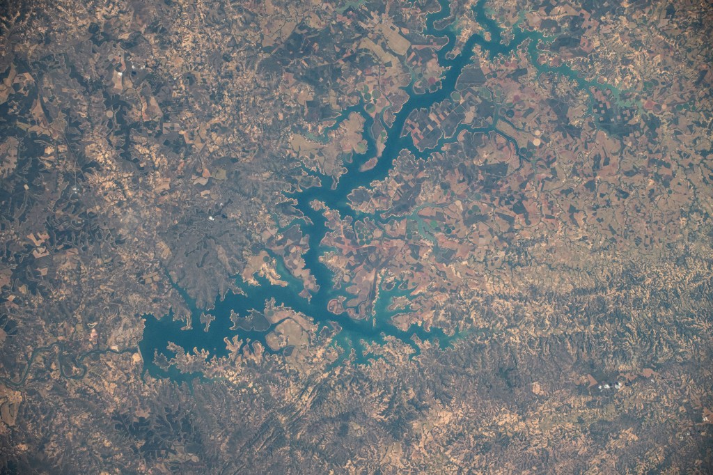 The São Francisco River in the Brazilian state of Minas Gerais is pictured from the International Space Station as it orbited 267 miles above the South American nation.