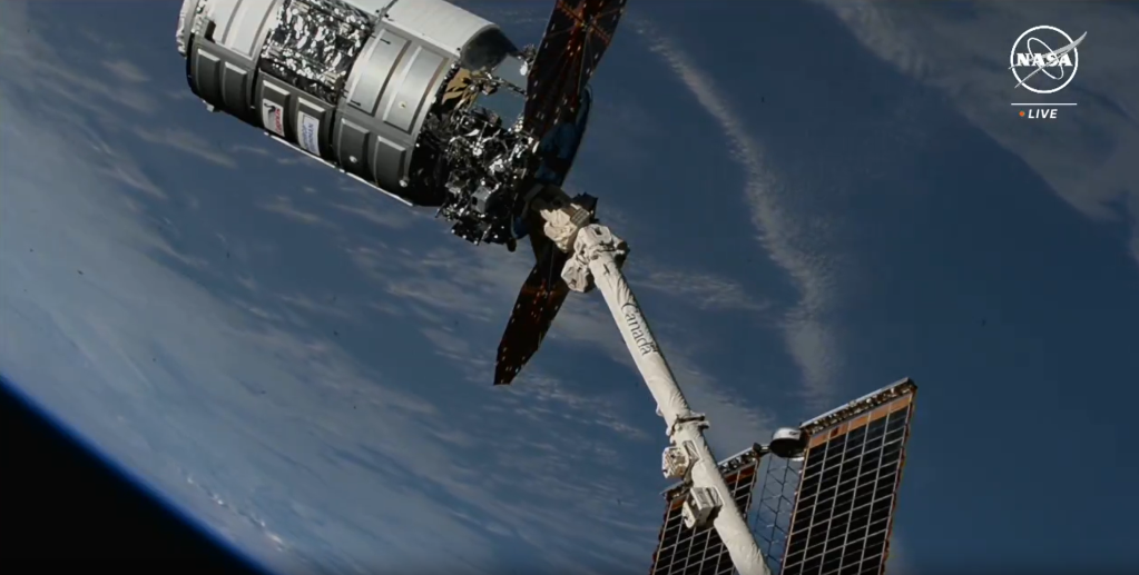 
			NASA Astronauts Capture Cygnus With Robotic Arm; Installation Soon			