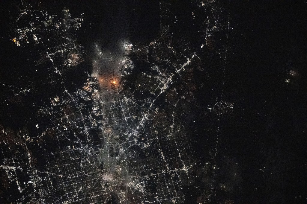 NASA astronaut Don Pettit was able to capture a photo of a recent fire in La Porte, Texas yesterday. Our NASA Astronauts have the ability to observe natural disasters from a vantage point of 250 miles above Earth. The imagery and data provided from the International Space Station can provide benefits to regions that experience unexpected events such as fires, floods, hurricanes, earthquakes, and more. This information is valuable when monitoring disasters on Earth in real time.