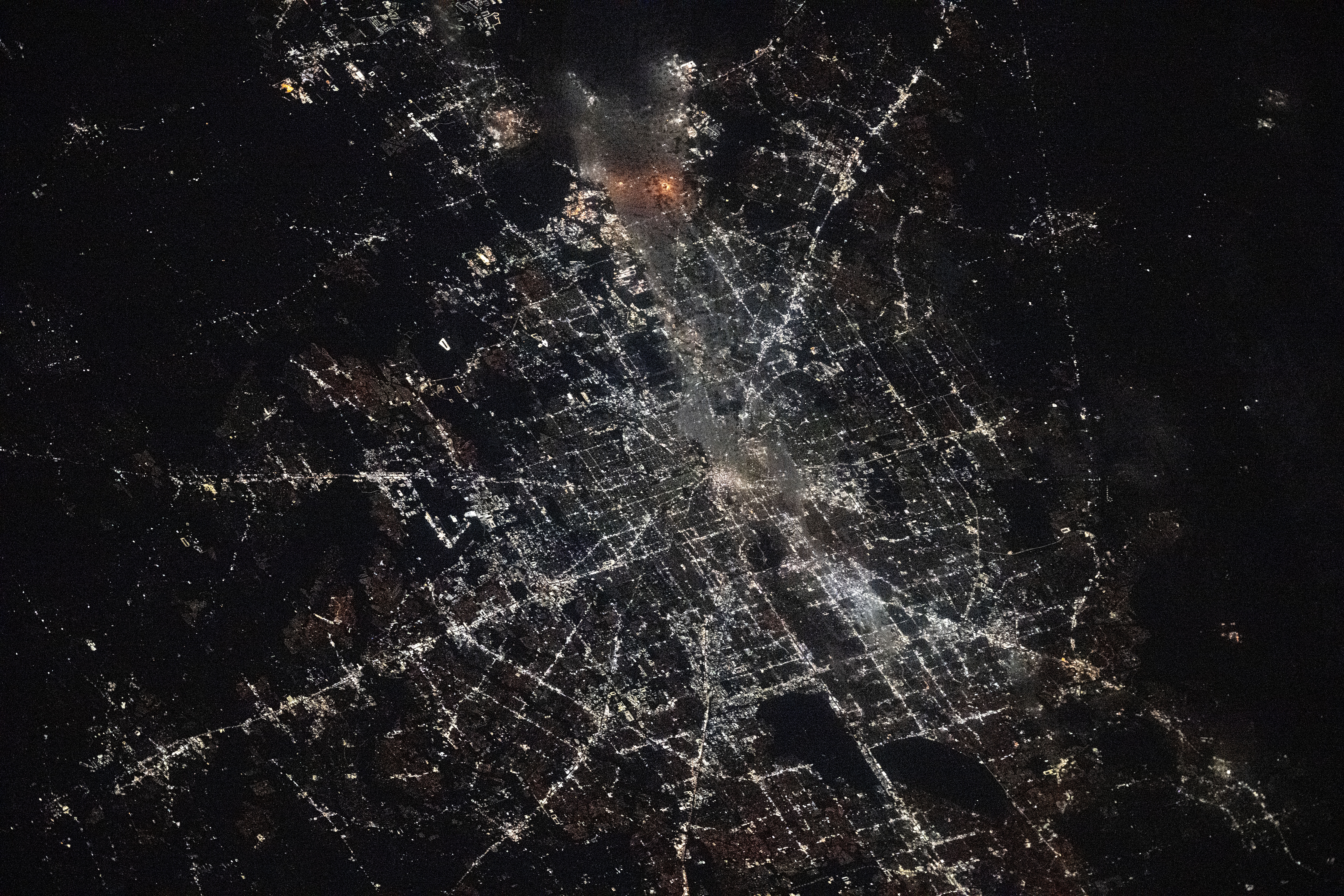 NASA astronaut Don Pettit was able to capture a photo of a recent fire in La Porte, Texas yesterday. Our NASA Astronauts have the ability to observe natural disasters from a vantage point of 250 miles above Earth. The imagery and data provided from the International Space Station can provide benefits to regions that experience unexpected events such as fires, floods, hurricanes, earthquakes, and more. This information is valuable when monitoring disasters on Earth in real time.