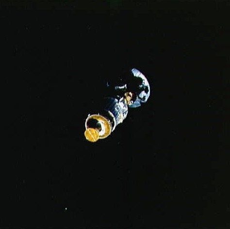 Galileo departs from the shuttle