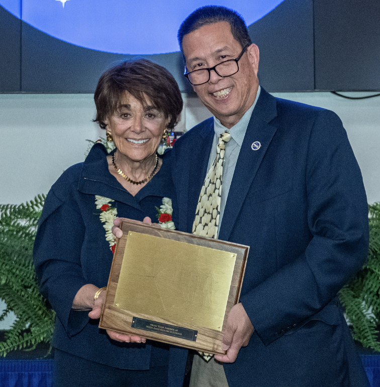 On Oct. 29, Ames Center Director Dr. Eugene Tu presented the Pioneer Plaque to Congresswoman Anna Eshoo in the ballroom of Building 3 at NASA Research Park.