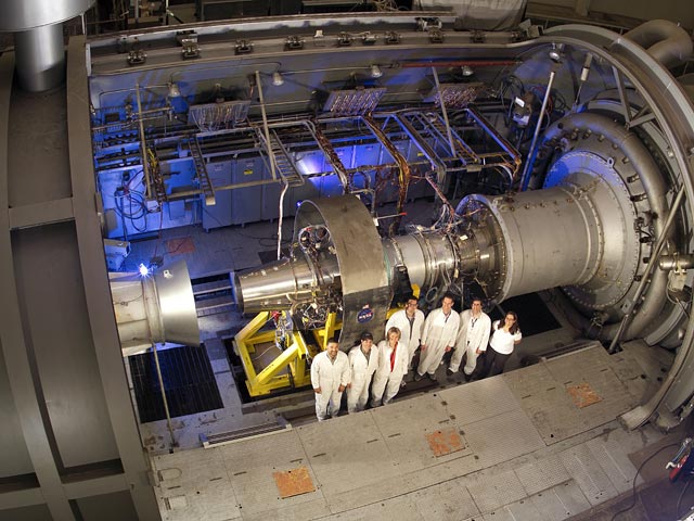 et engine test set up